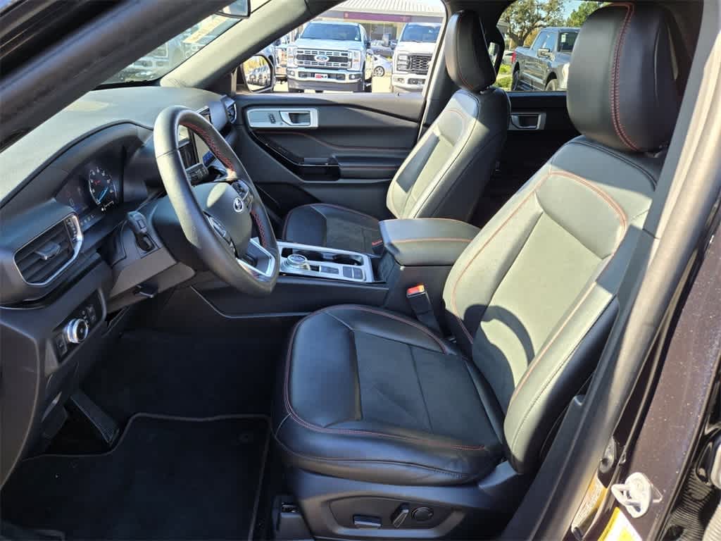 Thumbnail: 2022 Ford Explorer - 10