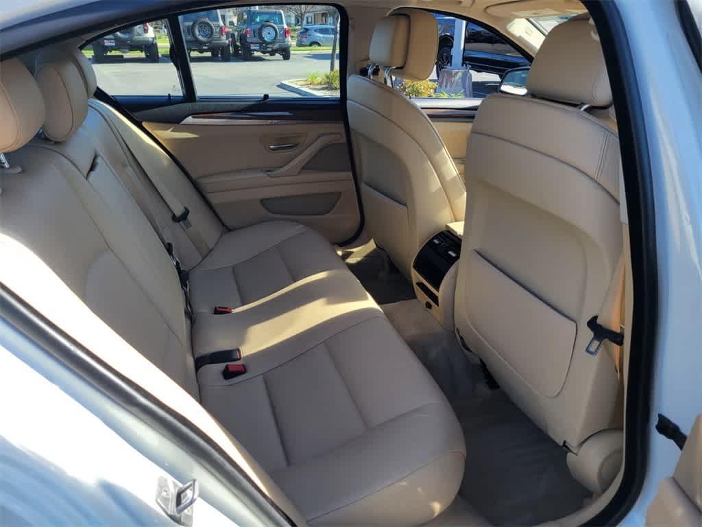 Thumbnail: 2013 BMW 5 Series - 15