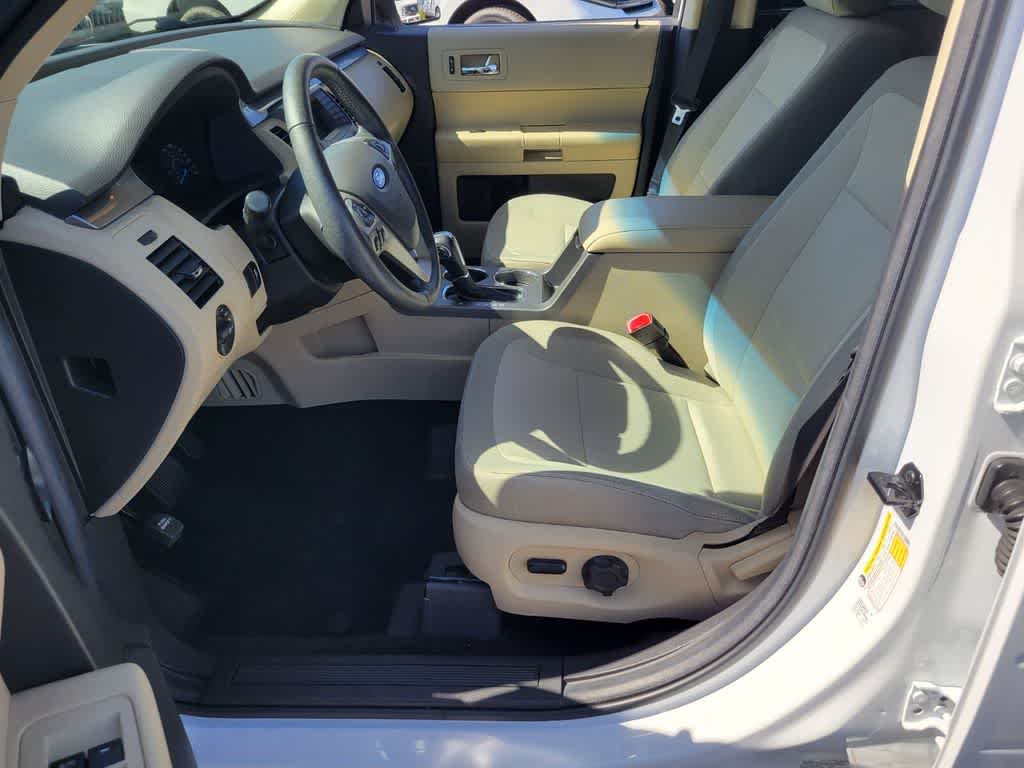 Thumbnail: 2019 Ford Flex - 7