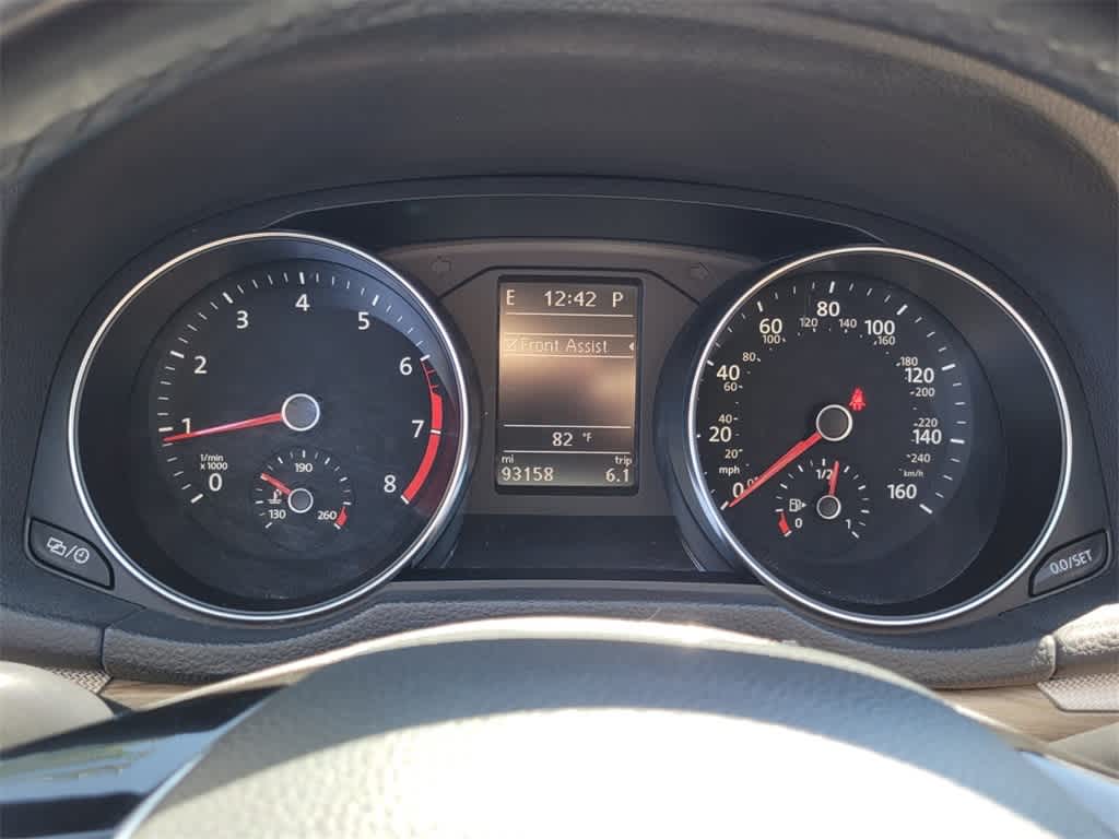 Thumbnail: 2016 Volkswagen Passat - 22