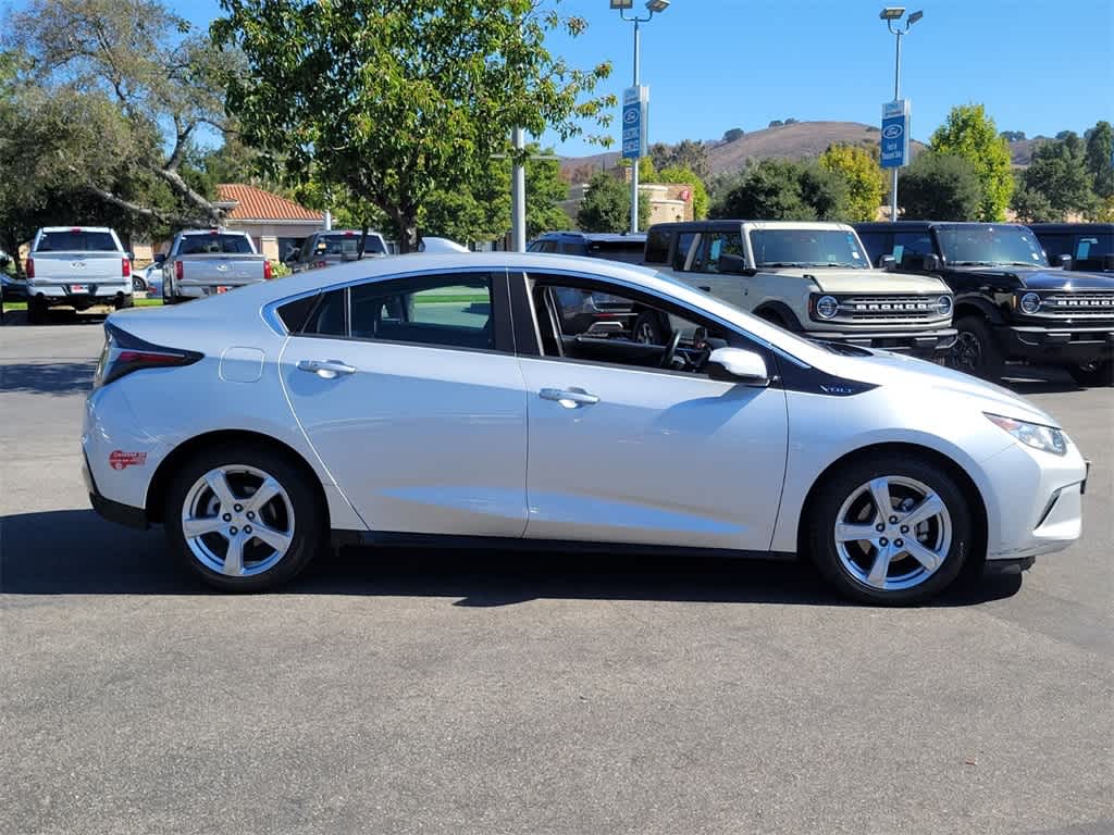 Thumbnail: 2017 Chevrolet Volt - 7