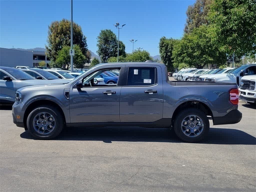 2025 Ford Maverick XLT photo 2