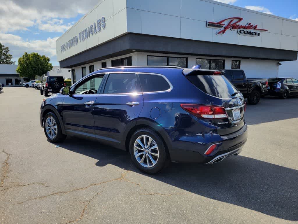Thumbnail: 2017 Hyundai Santa Fe - 3
