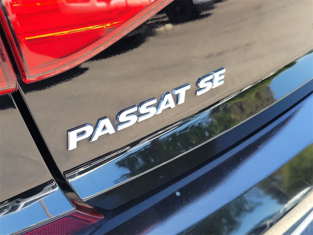 Thumbnail: 2016 Volkswagen Passat - 5
