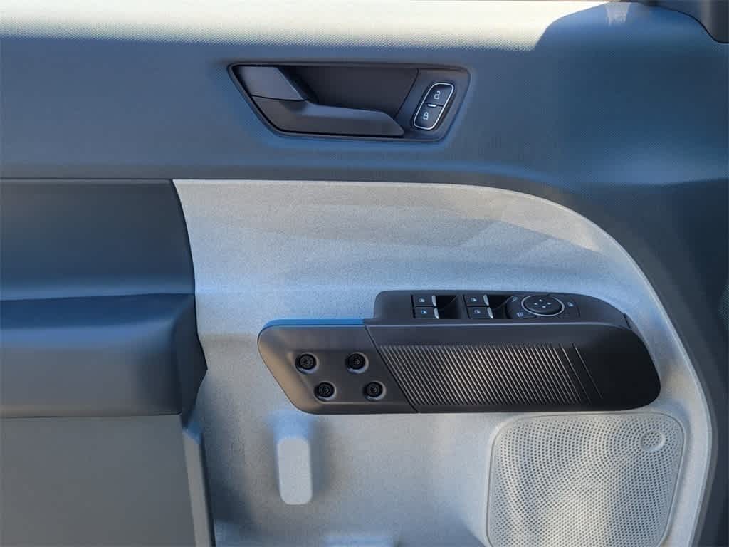 Thumbnail: 2025 Ford Maverick - 17