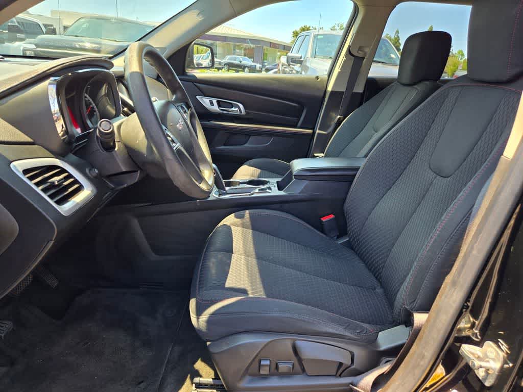 Thumbnail: 2015 GMC Terrain - 10