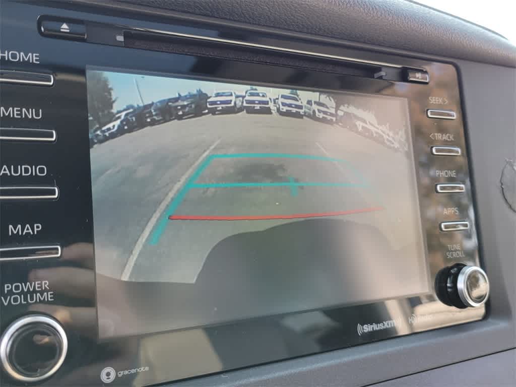 2018 Toyota Sienna XLE 23