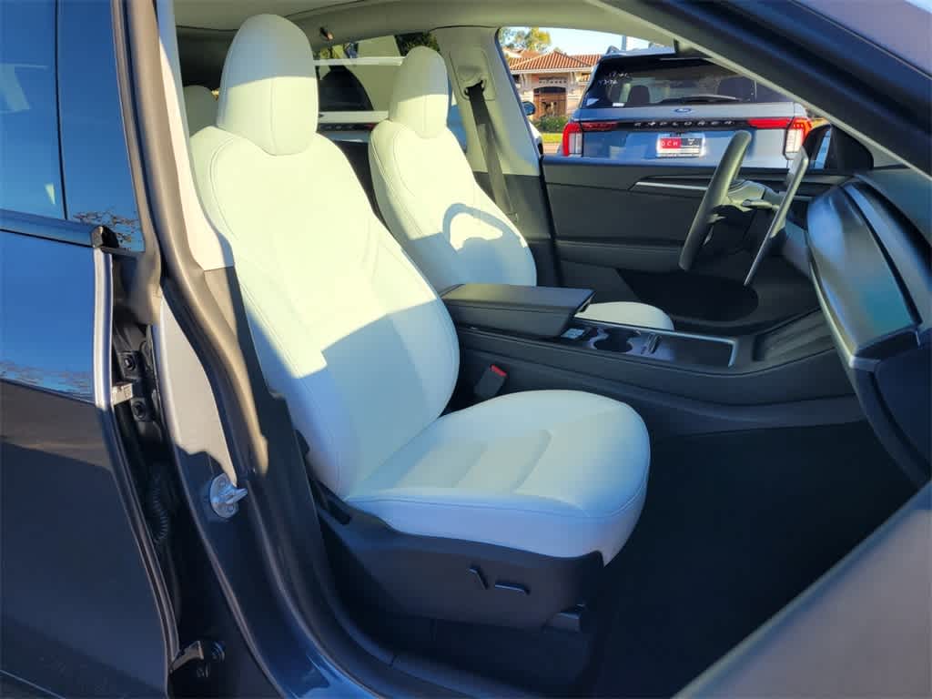 Thumbnail: 2023 Tesla Model Y - 16