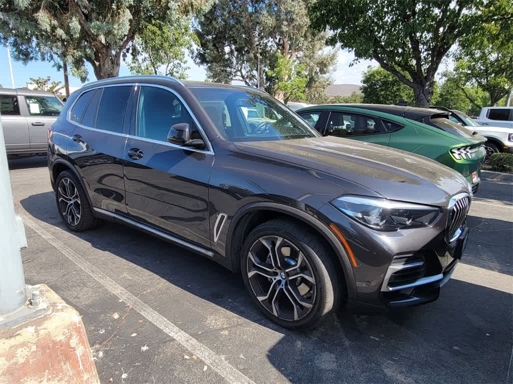 Thumbnail: 2022 BMW X5 - 10
