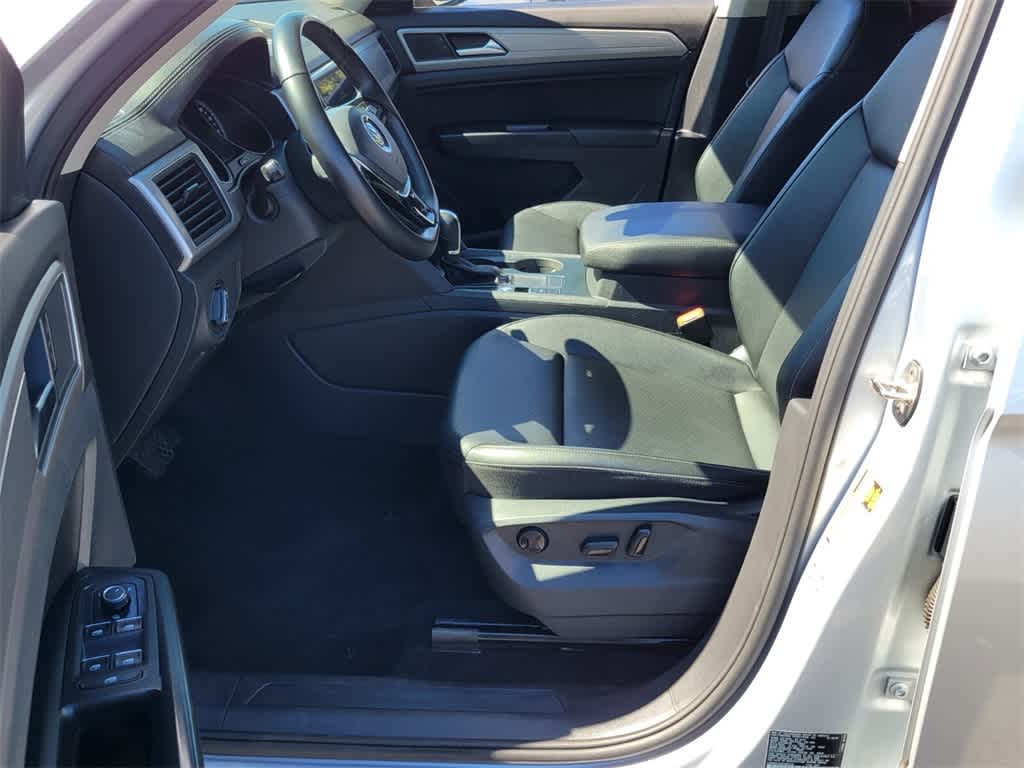 Thumbnail: 2019 Volkswagen Atlas - 10