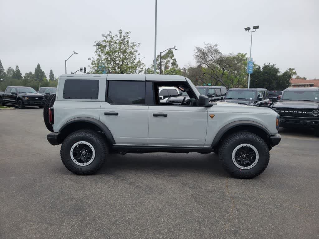 Thumbnail: 2026 Ford Bronco - 6
