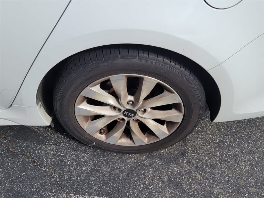 2016 Kia Optima EX photo 3