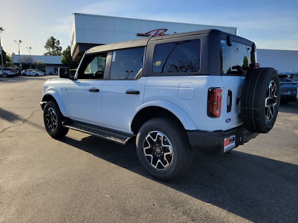 Thumbnail: 2026 Ford Bronco - 3