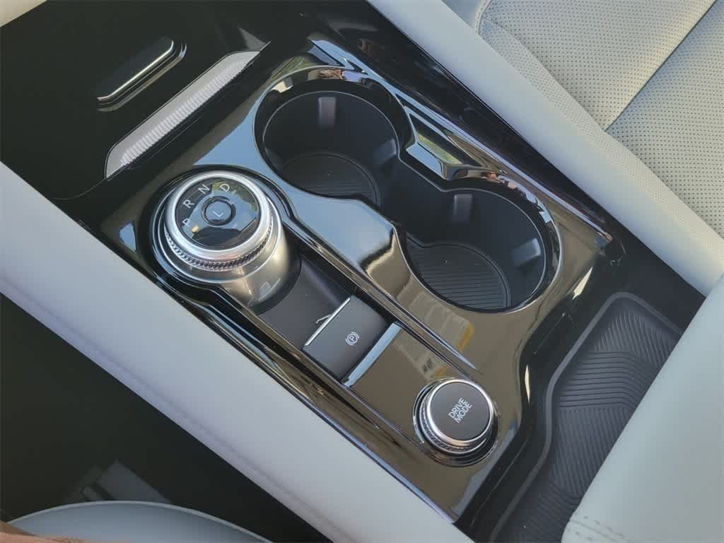 Thumbnail: 2025 Ford Explorer - 19