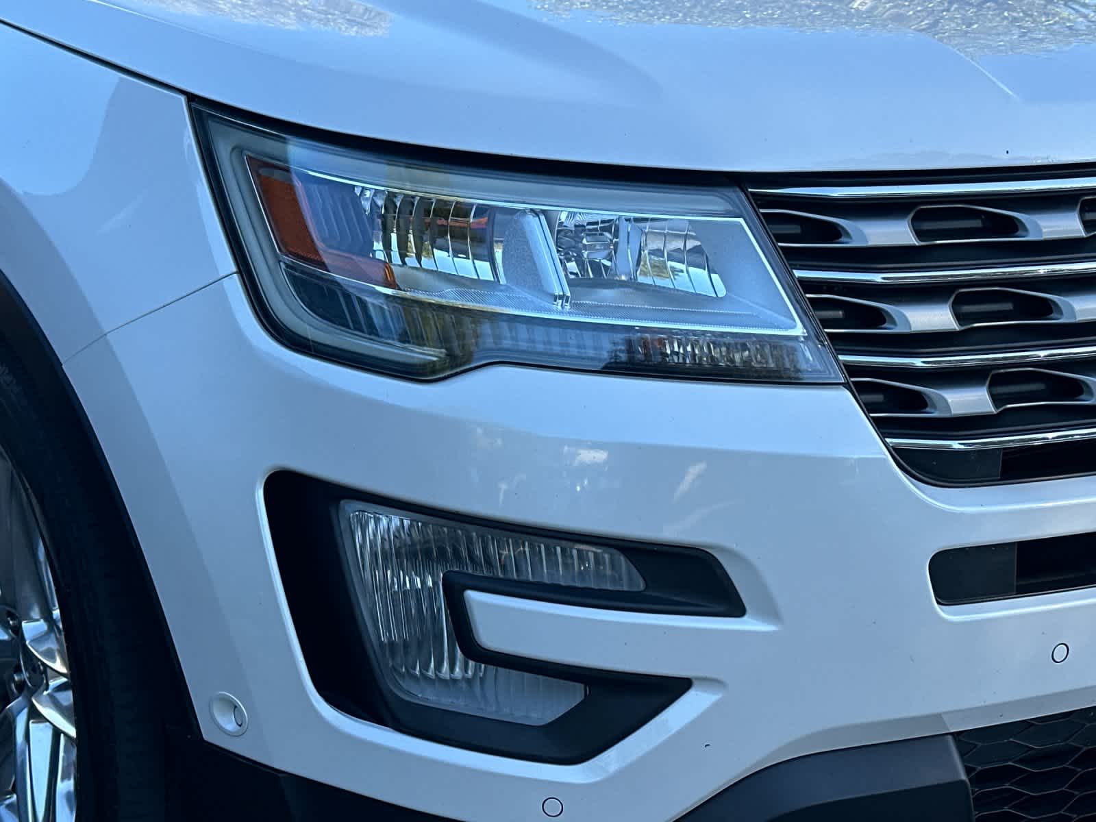 Thumbnail: 2017 Ford Explorer - 7