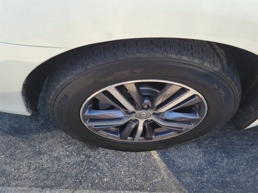 2018 INFINITI QX60  10