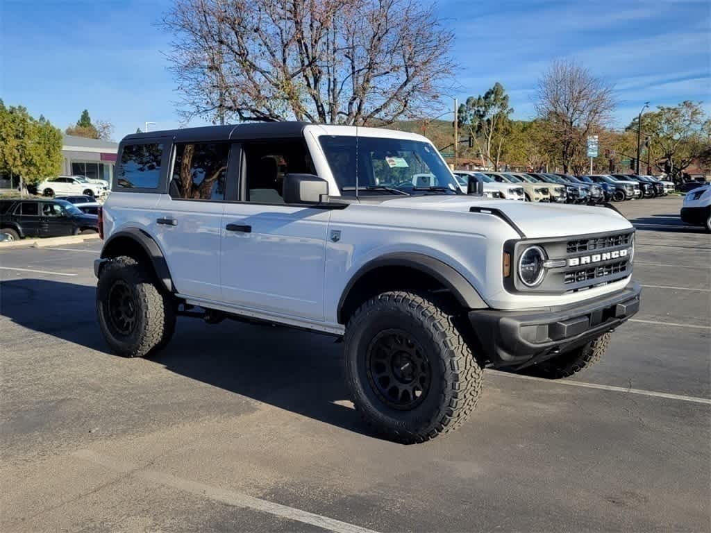Thumbnail: 2025 Ford Bronco - 7