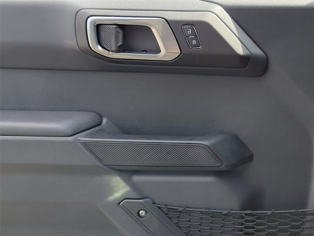 Thumbnail: 2025 Ford Bronco - 17