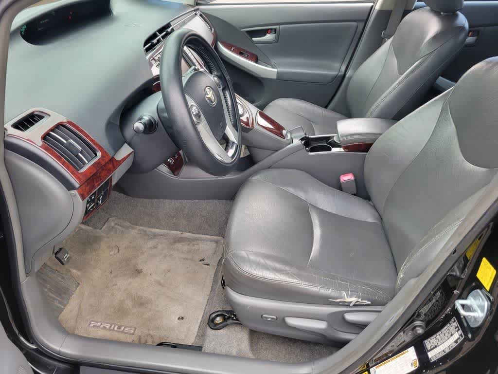 Thumbnail: 2011 Toyota Prius - 10