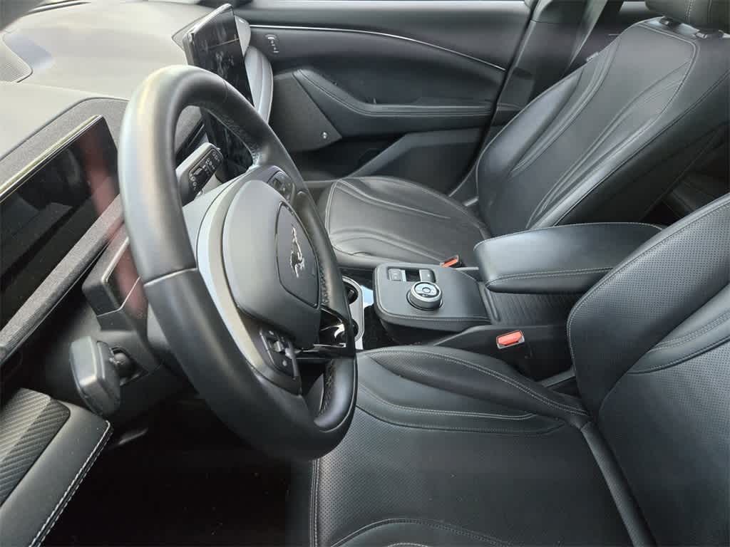 Thumbnail: 2021 Ford Mustang Mach-E - 8