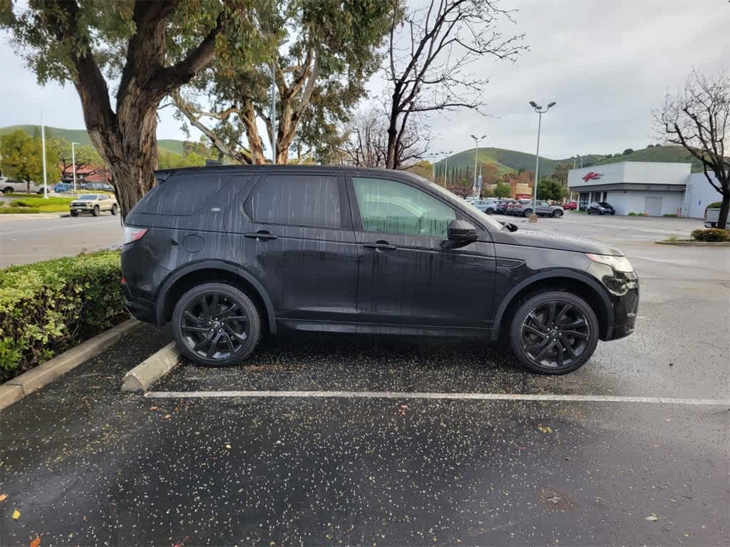 Thumbnail: 2018 Land Rover Discovery Sport - 6