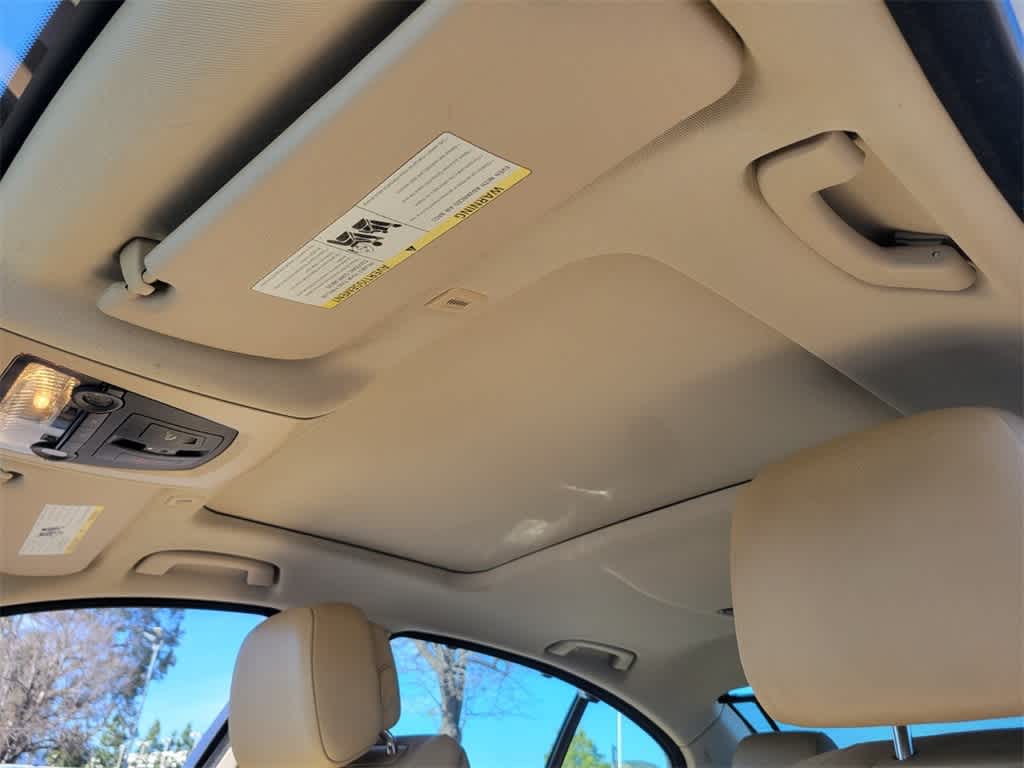 Thumbnail: 2013 BMW 5 Series - 18