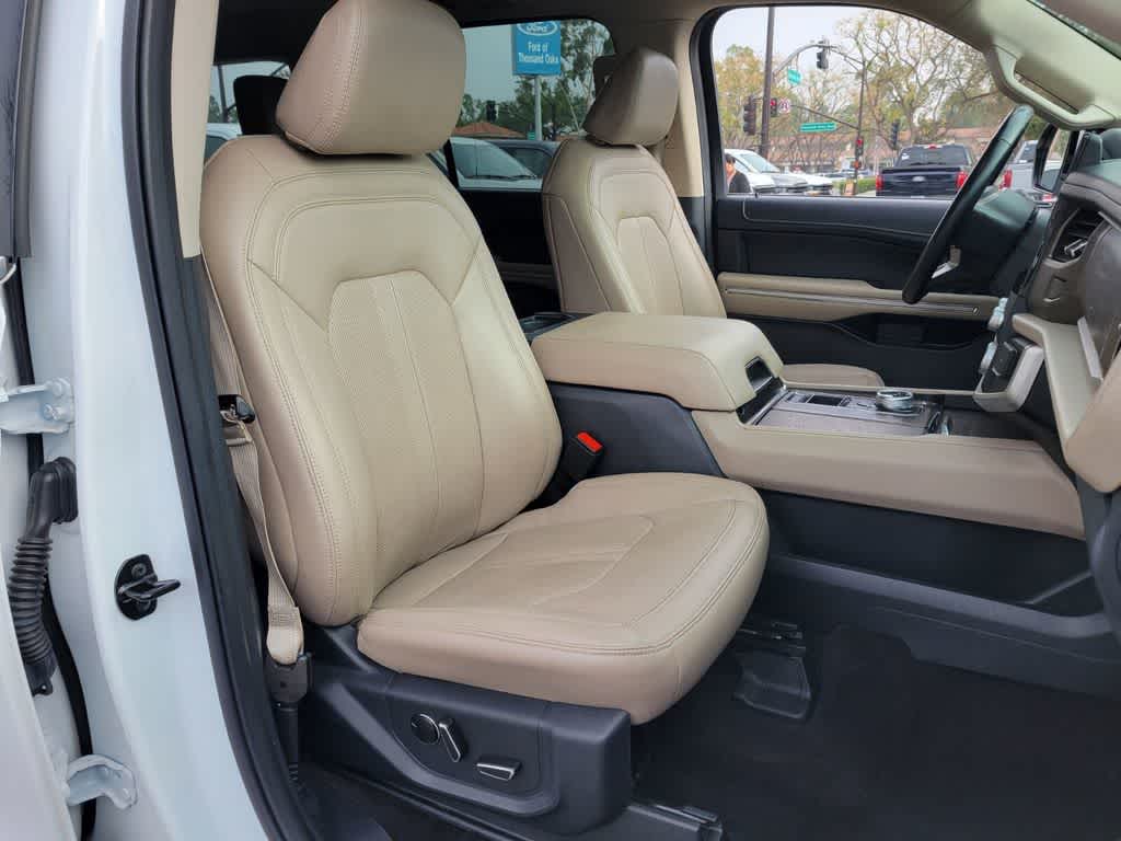 Thumbnail: 2023 Ford Expedition MAX - 18