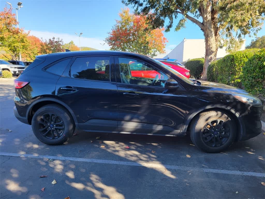 Thumbnail: 2020 Ford Escape - 9