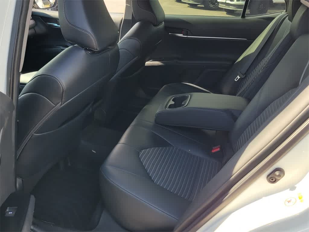 Thumbnail: 2019 Toyota Camry - 10