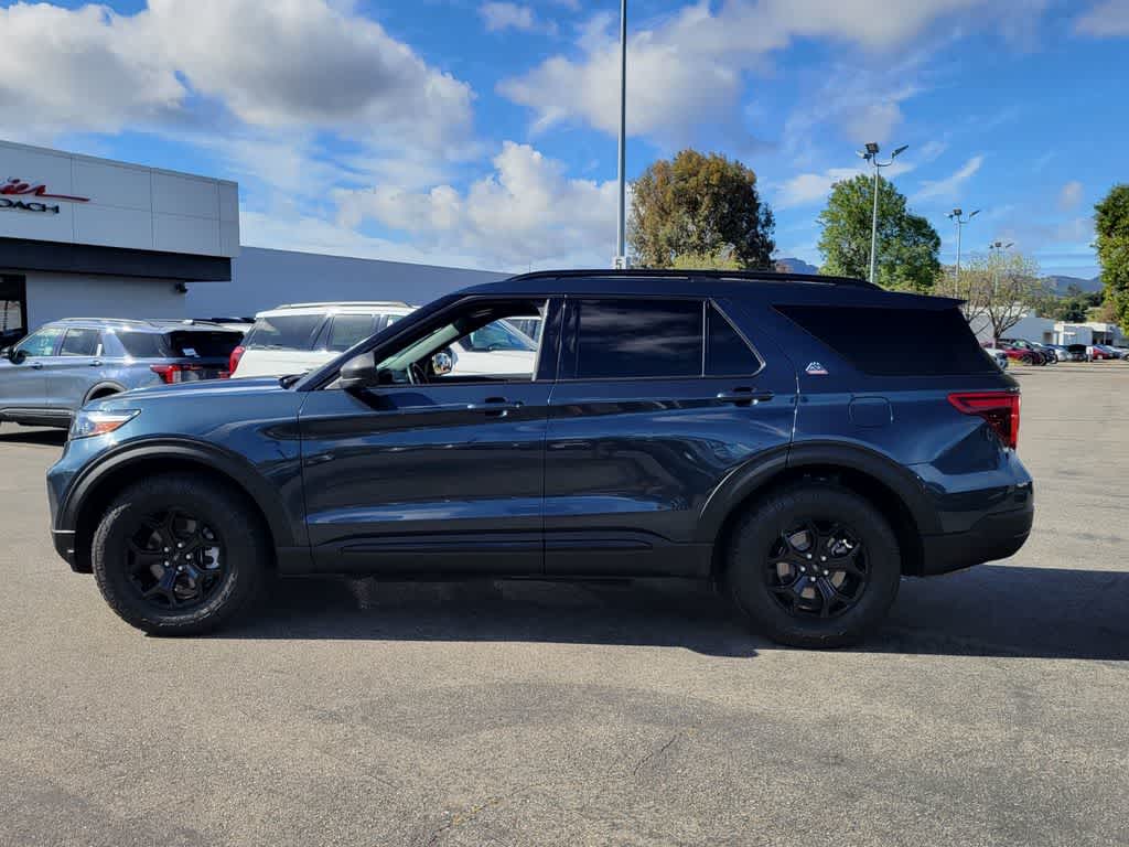 Thumbnail: 2022 Ford Explorer - 2