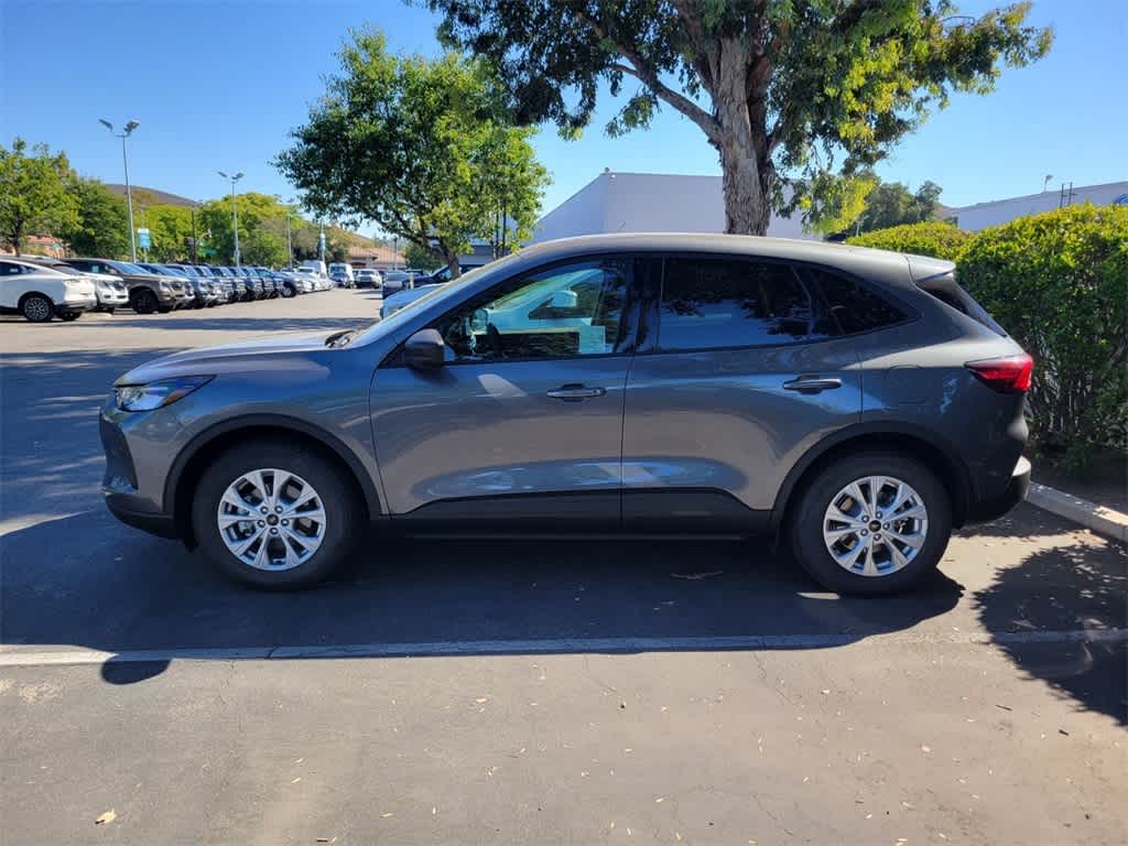 2025 Ford Escape Active photo 2