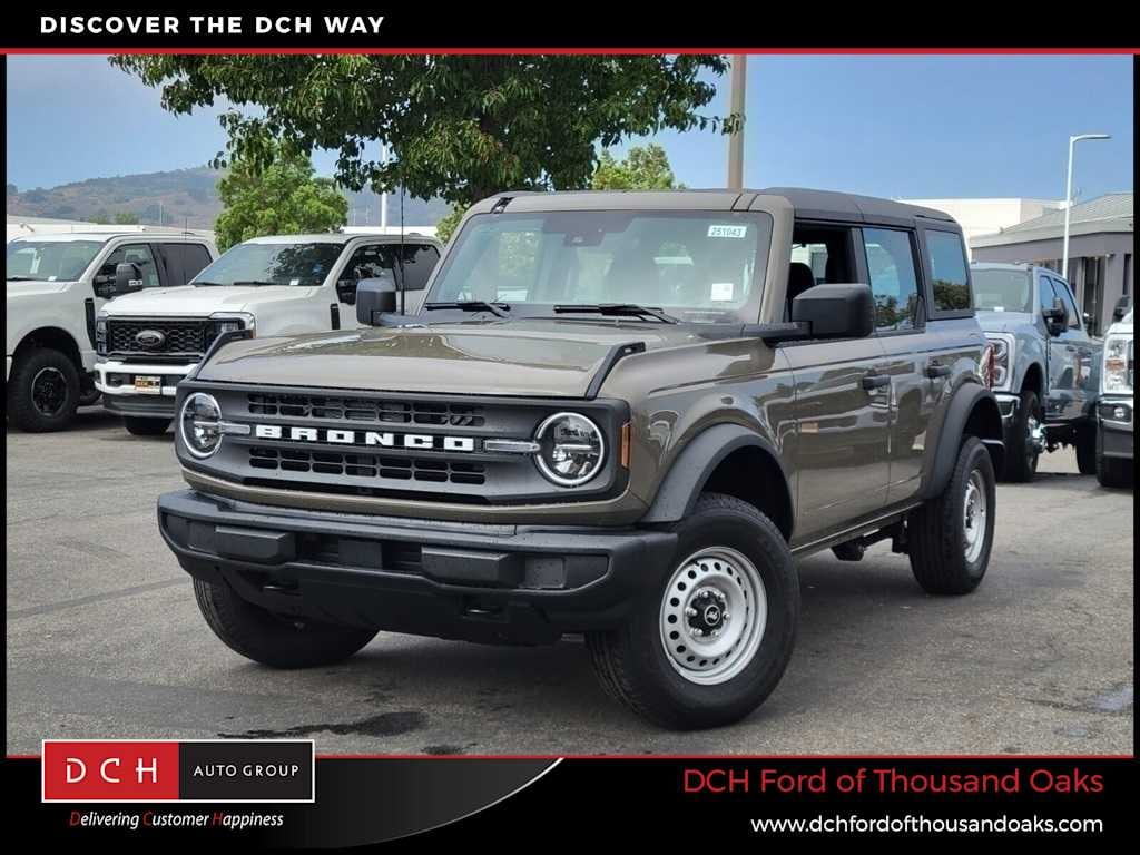 New 2025 Ford Bronco Base SUV