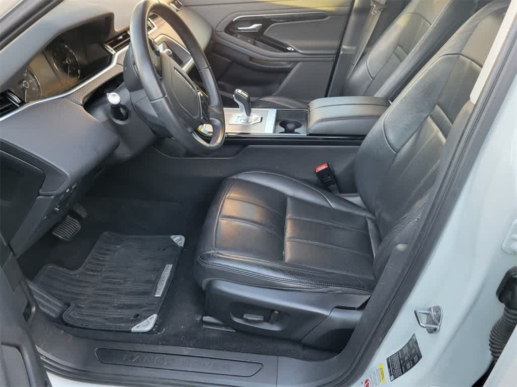 Thumbnail: 2020 Land Rover Range Rover Evoque - 3