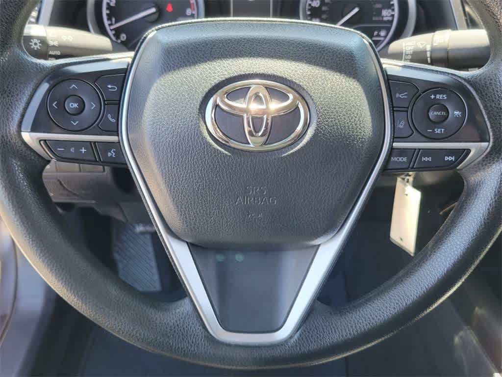 2022 Toyota Camry LE 17