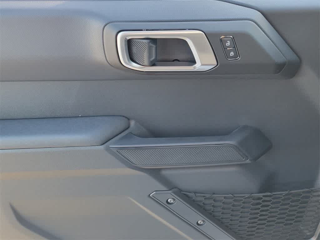 Thumbnail: 2025 Ford Bronco - 18