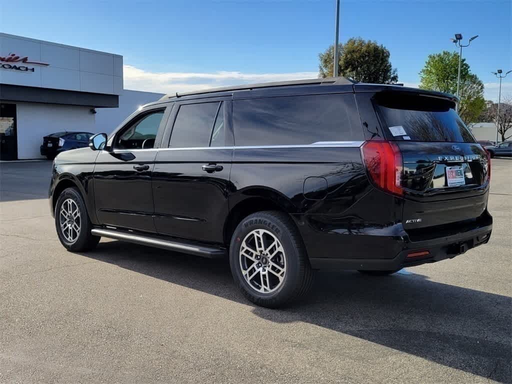 Thumbnail: 2026 Ford Expedition MAX - 3