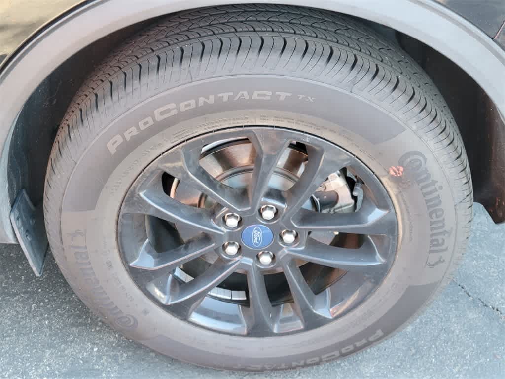 Thumbnail: 2020 Ford Escape - 3