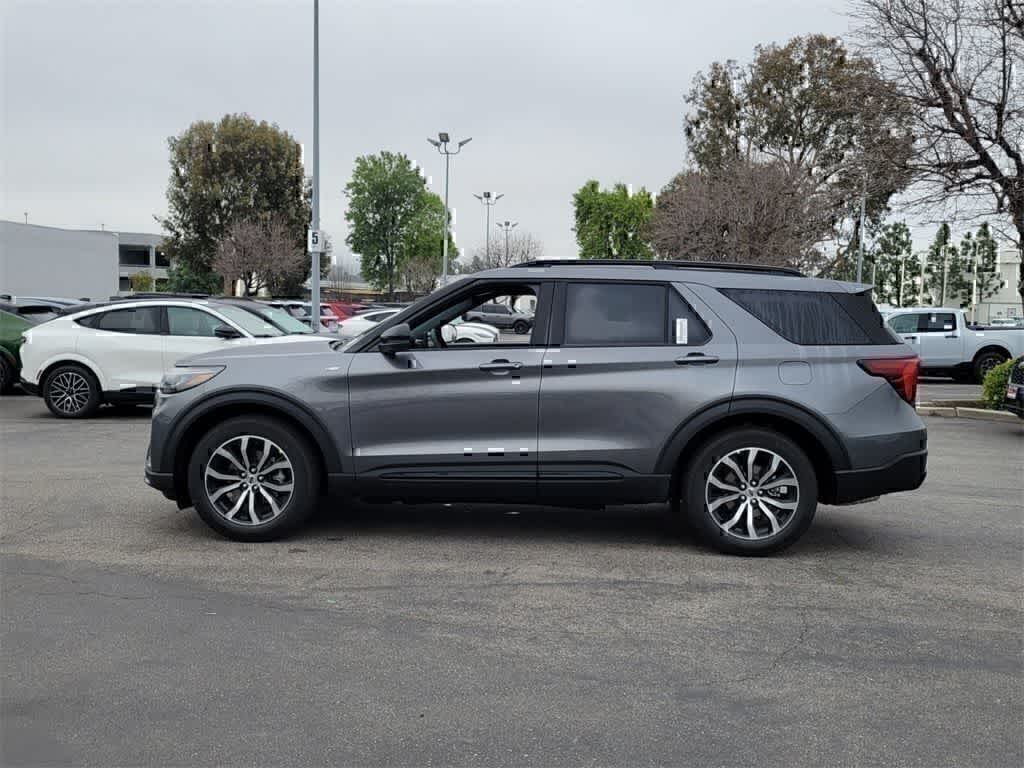 Thumbnail: 2026 Ford Explorer - 2