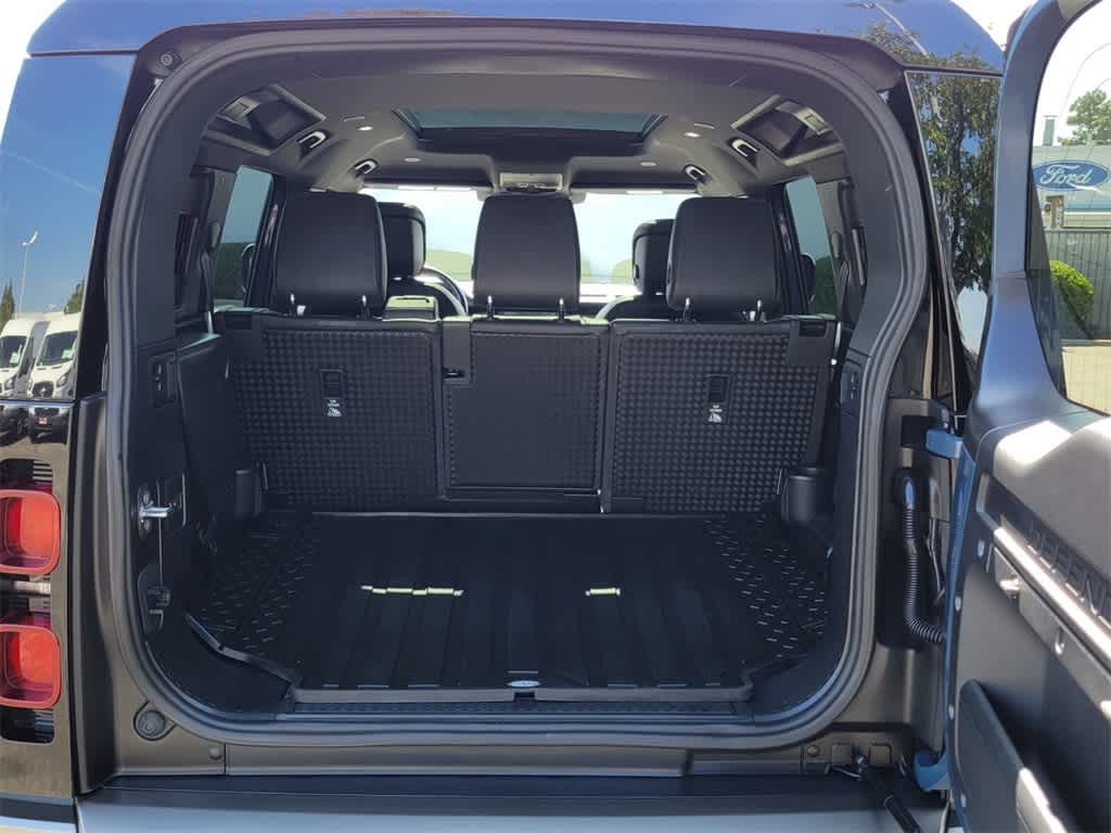 Thumbnail: 2021 Land Rover Defender - 13