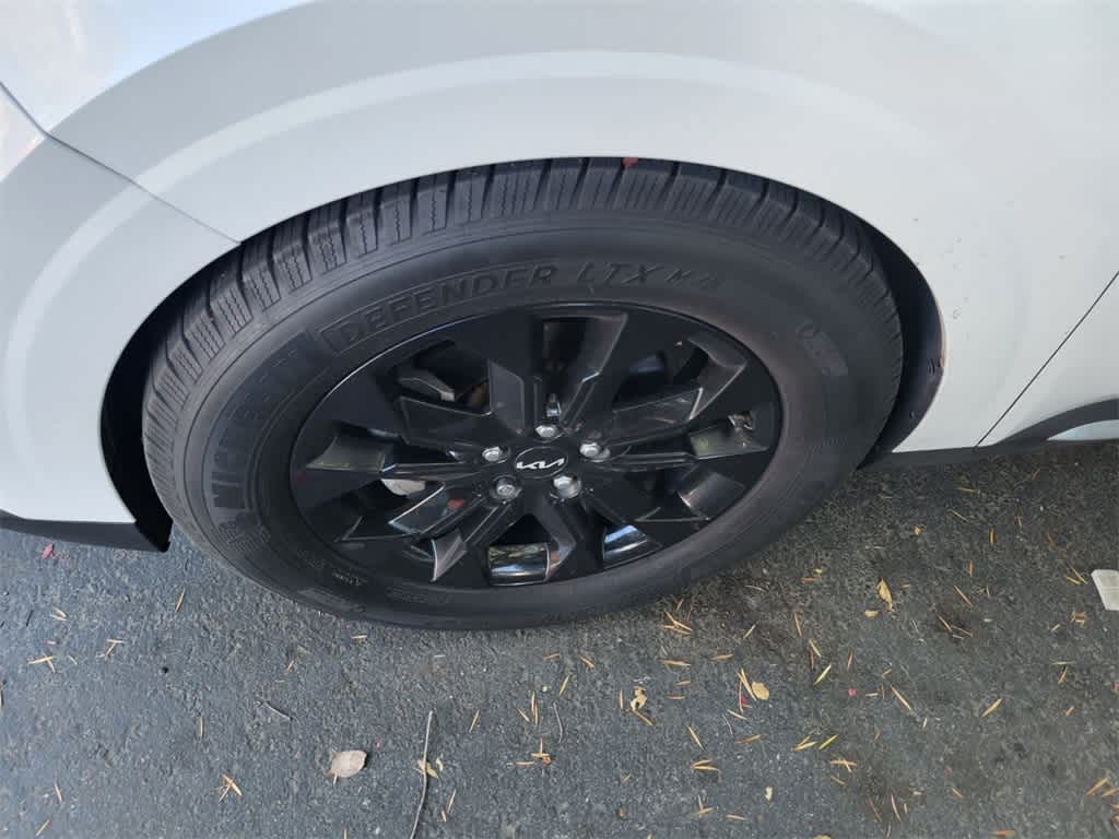 Thumbnail: 2022 Kia Carnival - 2