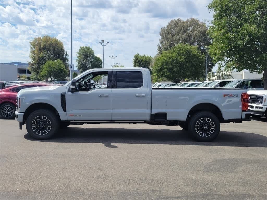 2026 Ford F-350 Platinum photo 2