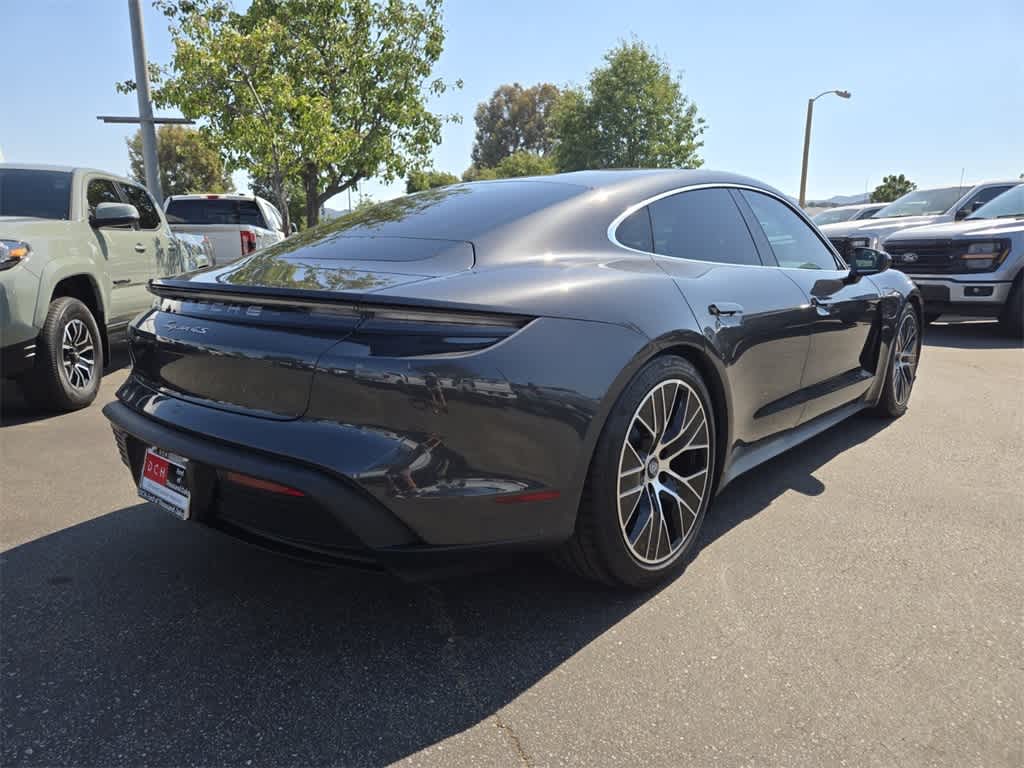 Thumbnail: 2022 Porsche Taycan - 5