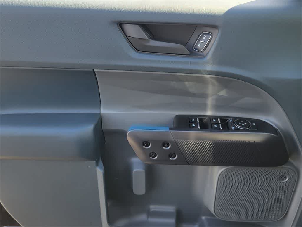 Thumbnail: 2025 Ford Maverick - 19