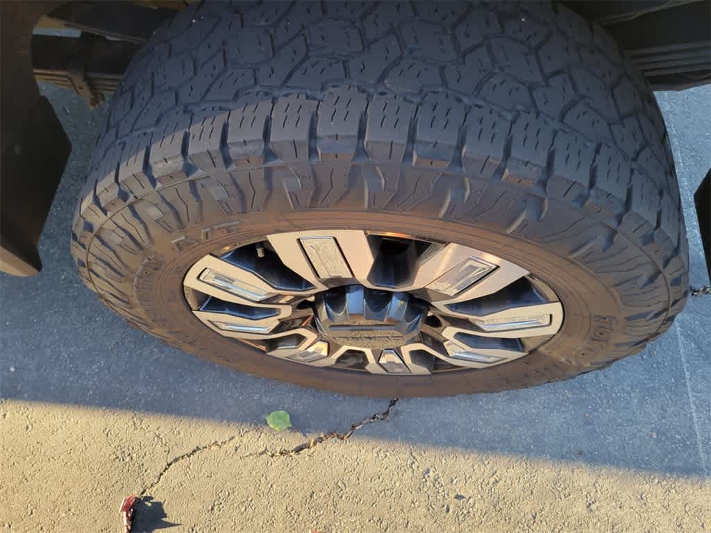 2024 Gmc Sierra 2500 HD Denali photo 4