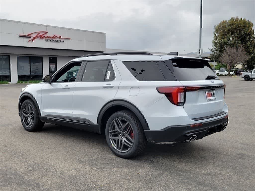 Thumbnail: 2026 Ford Explorer - 3