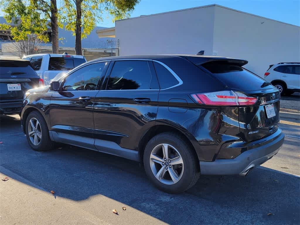 Thumbnail: 2019 Ford Edge - 3