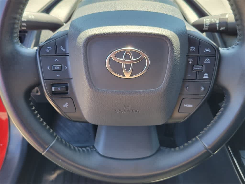 2023 Toyota Prius LE 16