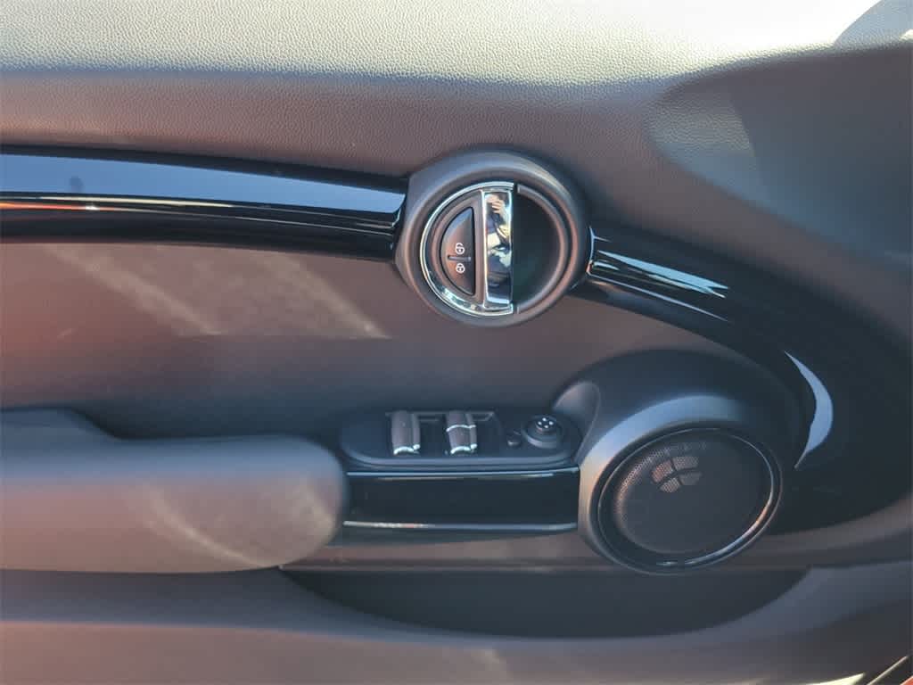 Thumbnail: 2021 MINI Cooper Convertible - 18