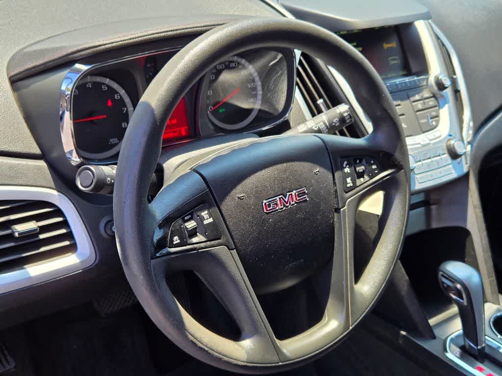 Thumbnail: 2015 GMC Terrain - 18
