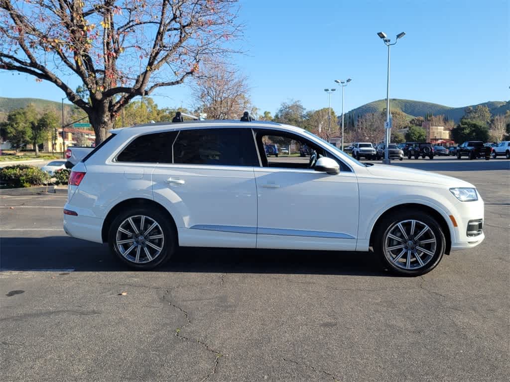 Thumbnail: 2019 Audi Q7 - 8
